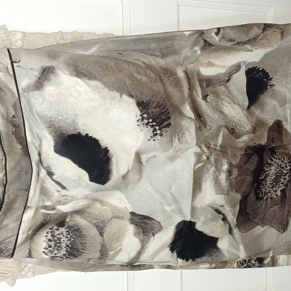 New York & Company Dress - Picture 3 of 5